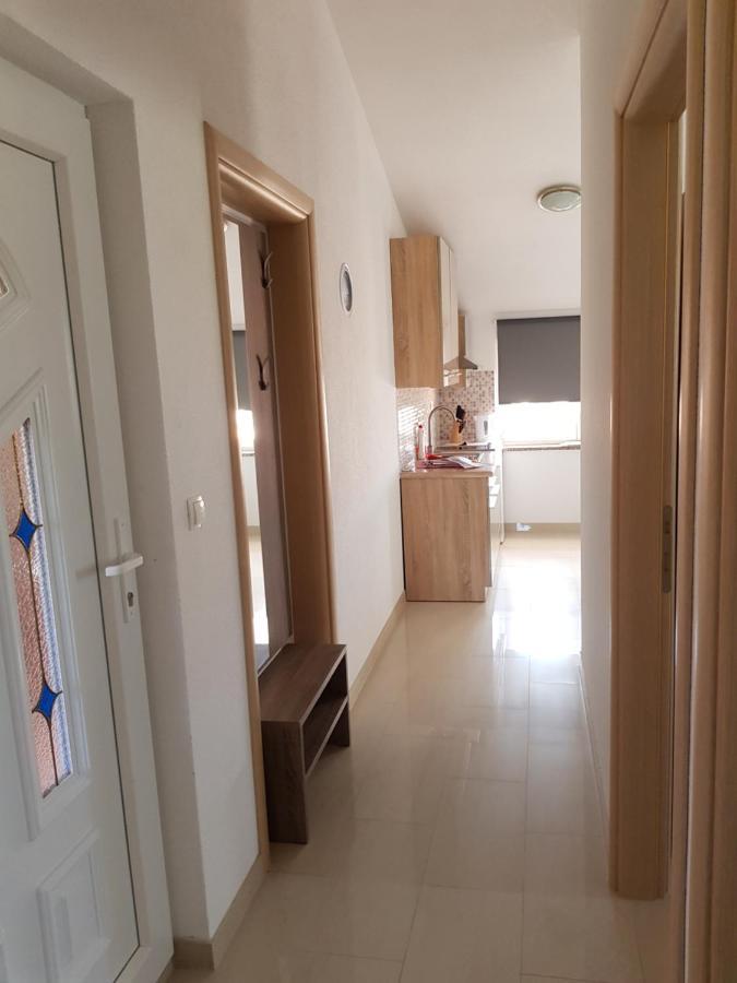 Apartmani Vrdoljak Malinska Exterior foto