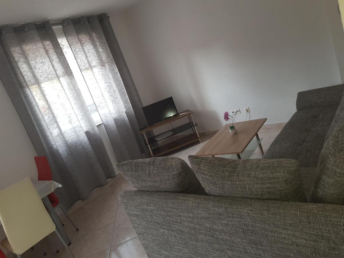 Apartmani Vrdoljak Malinska Exterior foto